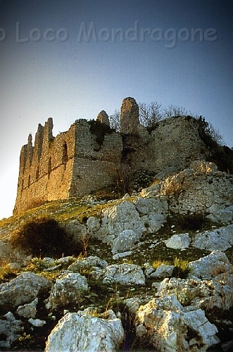 Castello - Rocca Montis Draconis (1).jpg